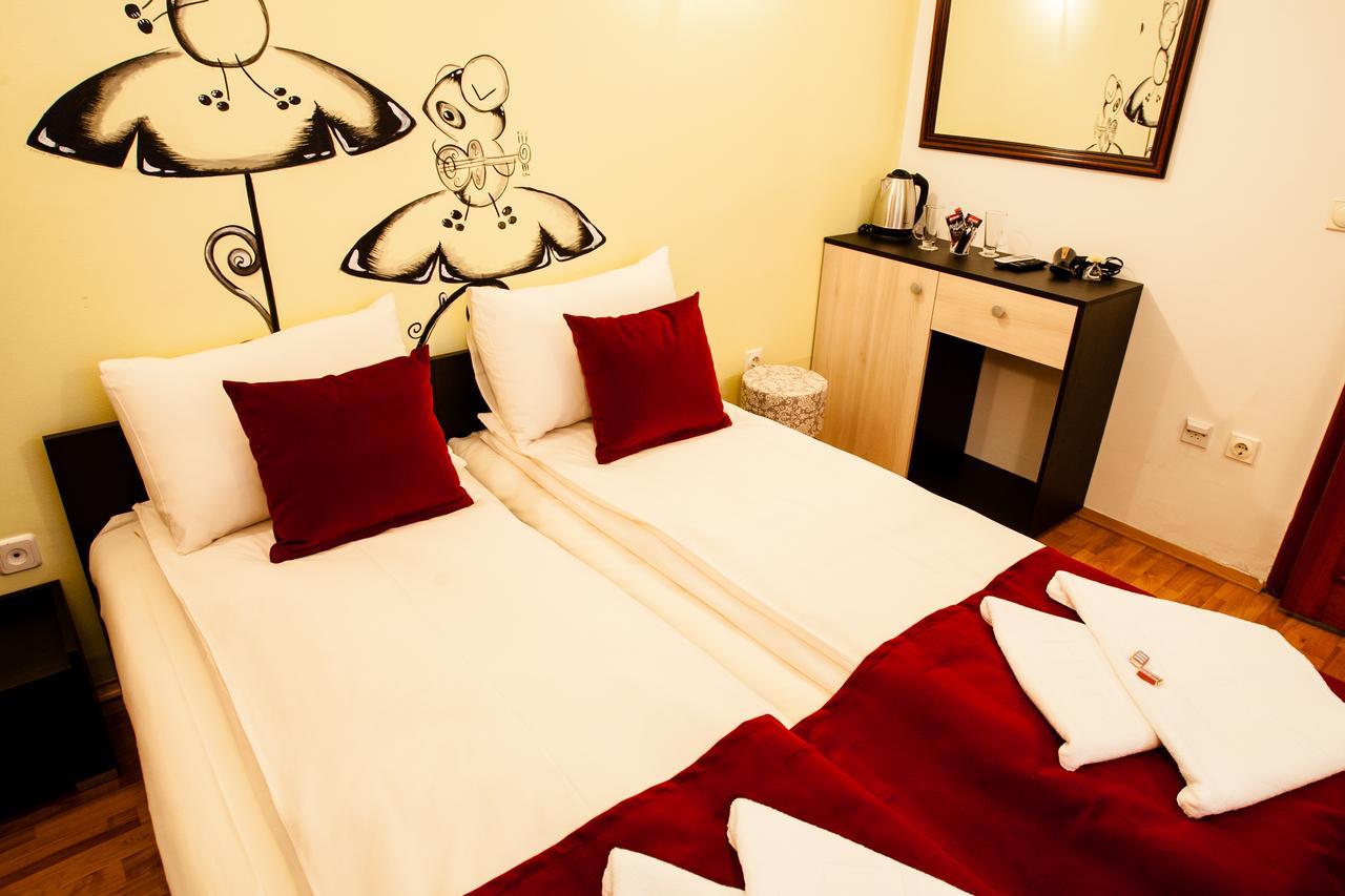 The Bulevard Hotel Σκόπια Εξωτερικό φωτογραφία