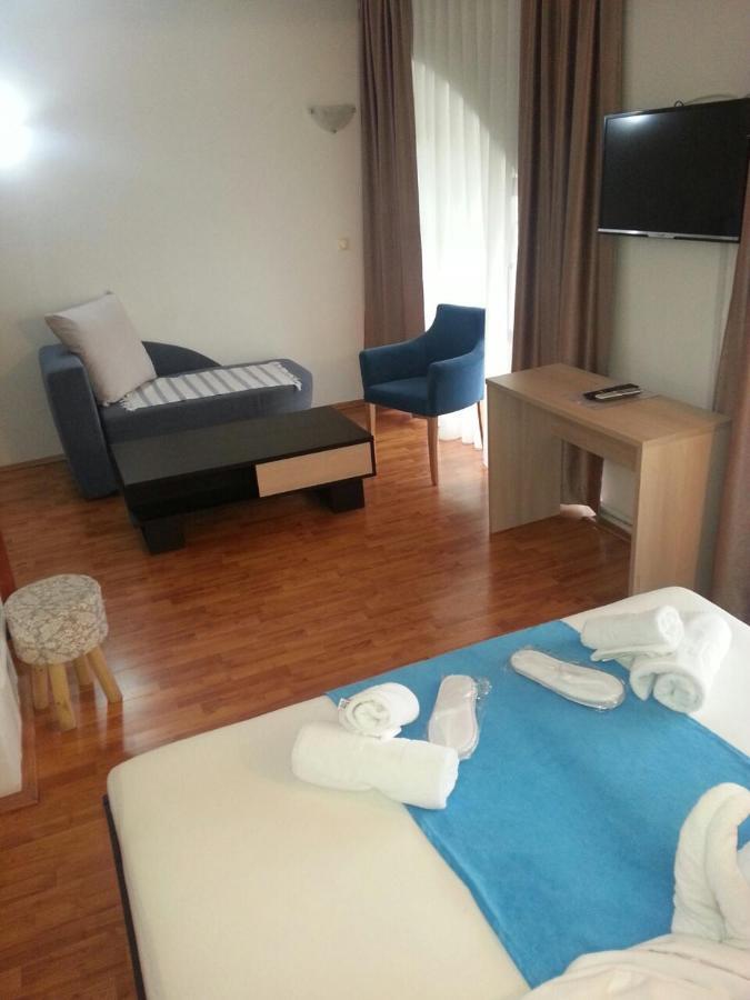 The Bulevard Hotel Σκόπια Εξωτερικό φωτογραφία